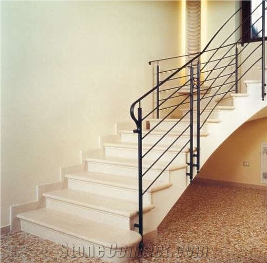 Stairs natural stone - Limestone stairs