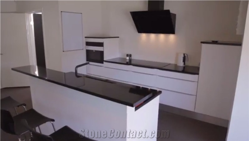 Nocturno Composite Quartz Kitchen Countertops