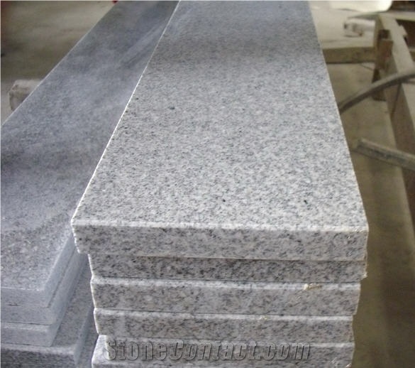 G603 Granite Window Parapets with 1/4 R and Trim
