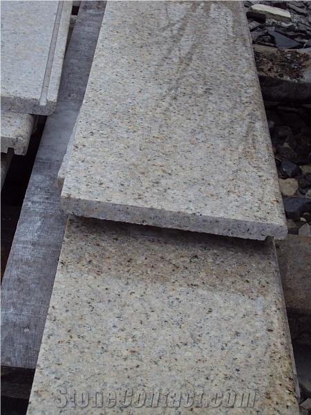 G682 Granite Steps and Risers