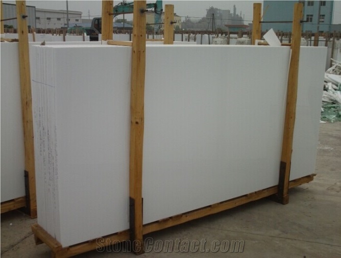 Slabs and Panel Of Super White Nano Crystallized Glass Stone