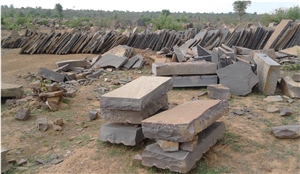 Stoneyuug Black Sandstone Blocks