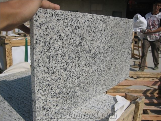 G640 White Granite Stairs and Riser for Sale