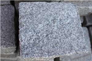 G343 Grey Granite Flamed Cobble Stones