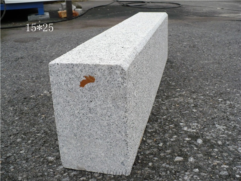 G341 Granite Curb B.H. with Chamfer
