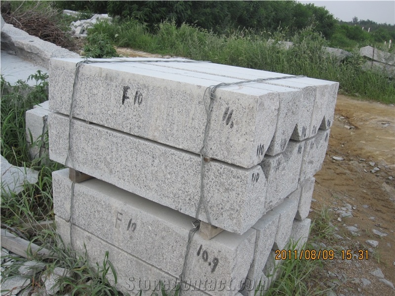 G341 Granite Kerbstone F