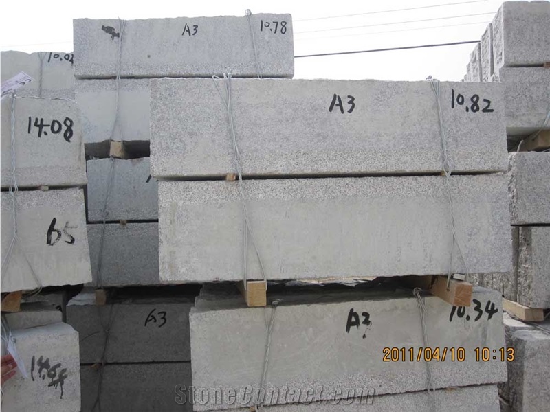 G341 Granite Kerbstone Type a