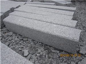 G341 Granite Low Curbstone