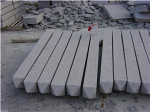 G341 Granite Palisade with One End Cap