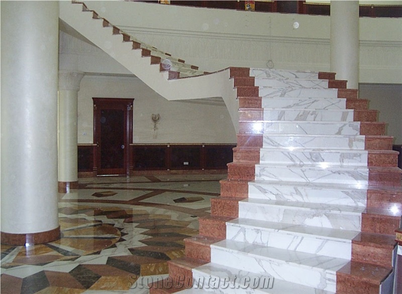 Calacatta Vena Grigia Marble with Imperial Red Granite Staircase