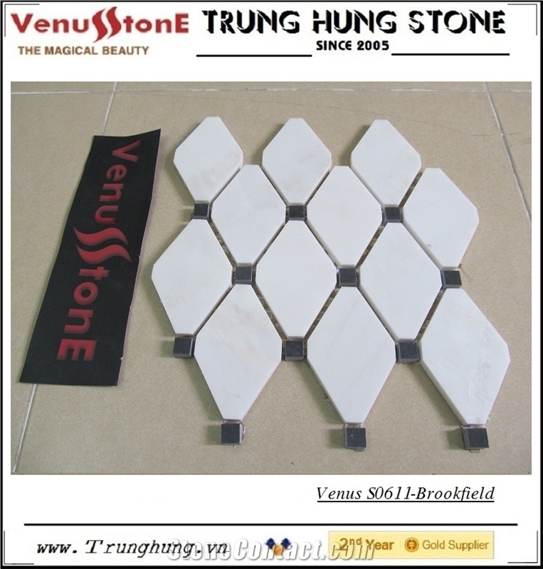 Vietnam Milky White Diamond Marble Mosaic Tile Polished with Black Dots