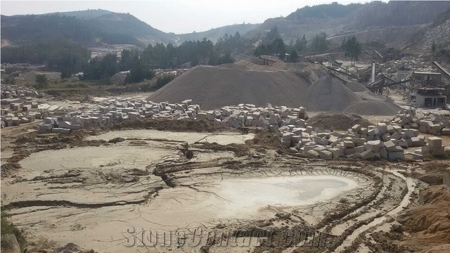 China Cheap Landscaping Crushed Stone,Grey Granite Road Gravel