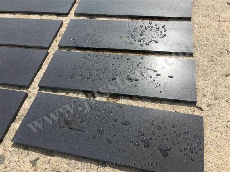 Hainan Black Basalt Tiles & Slabs / Honed Dark Bluestone / China Black Basalt for Walling / Cladding / Flooring