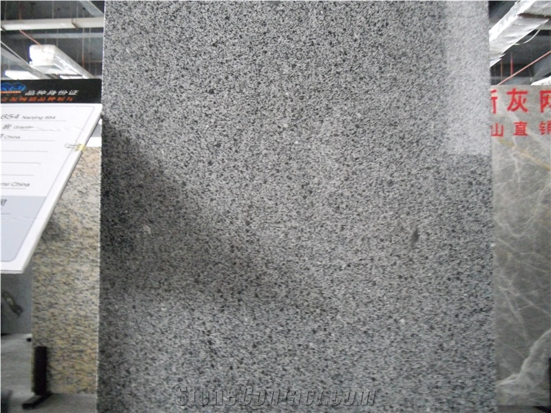 Own Factory -Hot Sale G654 Impala Black Granite Tiles Packing/ Sesame Grey Granite Slabs &Tiles for Interior Stone Flooring