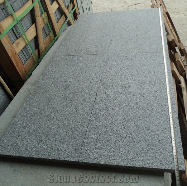 Dark Grey Granite Cube Stone, Paving Stone, Flamed Surface and 2 - 3 Granite Density (G / M ) Stone Pavers