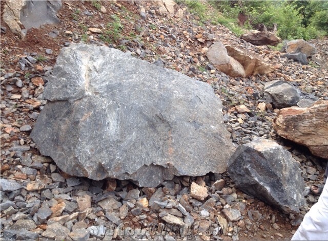 Boulder Stone, Black Granite Boulder Stone