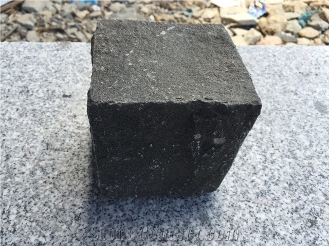 Binh Dinh Black Basalt Cubes Stone