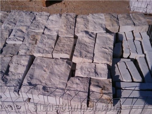 Pietra Di Trani Coriaccio Strips Quarried Marble for Wall Stone, Beige Marble Italy