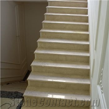 Crema Marfil Classico Marble Stairs