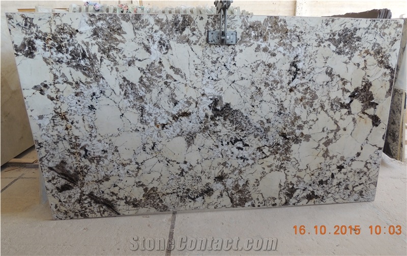 Blanc Du Blanc Granite Slabs