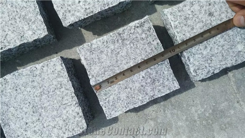 Chinese G633 Grey Granite 5cm Thick Cube Stone for Landscaping/Gardening/Floor Paving/Walkway Pavers/Blind Stones