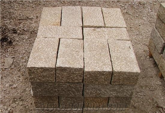 G682 Cube Stone,Yellow & Rusty Granite Cube Stone,Granite Paving,Kerbstone,Yellow Granite Cube Stone,Driveway Paving Stone,Rusty Granite Cube Stone,Cobble Stone,Paving Sets,Courtyard Road Pavers,