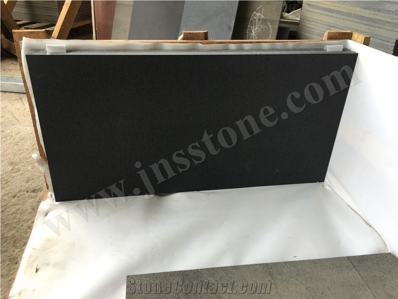 Hainan Black Basalt / Dark Bluestone Tiles & Slabs for Walling,Cladding,Flooring
