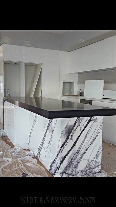 Absolute Black Island Bench with Lilac Marble Bar Back