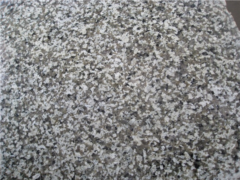 Chinese Cheap Jiangxi Green Granite Slabs & Tiles, Polished for Floor and Wall