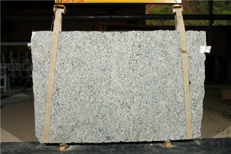 Arabesco Granite Slabs