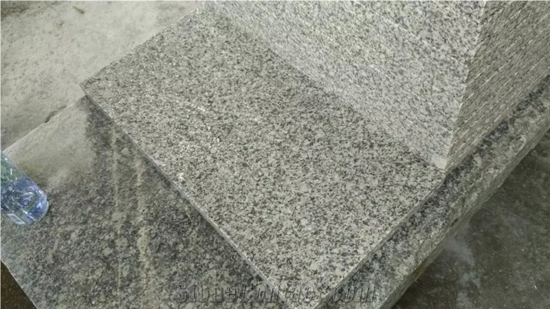 Chinese Natural Light Grey Stone G603 Flamed 600x300 Tiles, 3cm Thick Tiles for Flooring/Paving/Landscaping