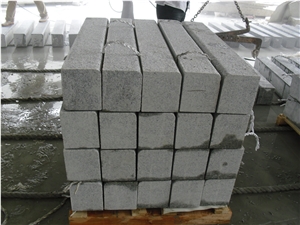 G603 Grey Granite Kerbstones, Flamed + Round 2*2cm Curbstones, China Cheap Grey Granite Road Stone