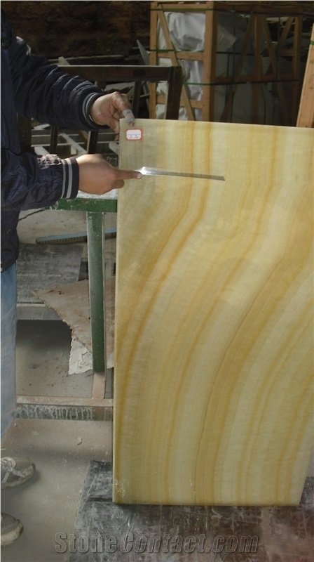 Honey Onyx Slabs Wall Panel, Translucent Onyx Composite Glass Laminated Panel, Onyx Panel for Hotel Wall Background