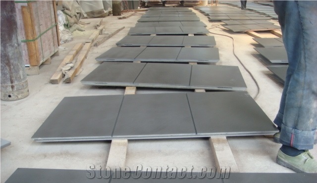 Sichuan Honed Black Sandstone Outdoor Floor Tiles & Slabs