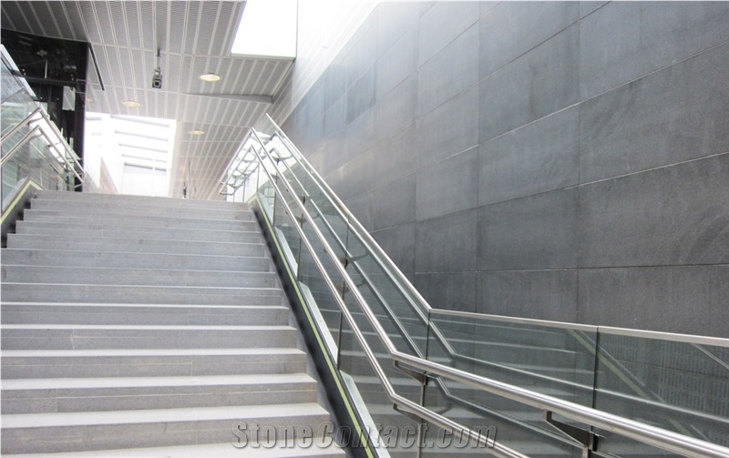 Steinwald Granite Stairs and Wall