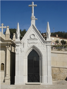 Branco Perola Granite Memorial Tombs