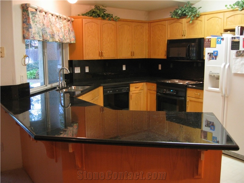 Indian Black Galaxy Granite Kitchen Countertops/Island Tops/Worktop