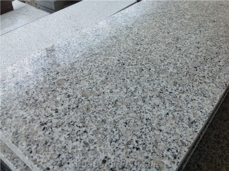 Chinese Lunar Pearl G640 Light Grey Granite Small Slab 2cm and 3cm Thickness with Polished and Flamed Surface