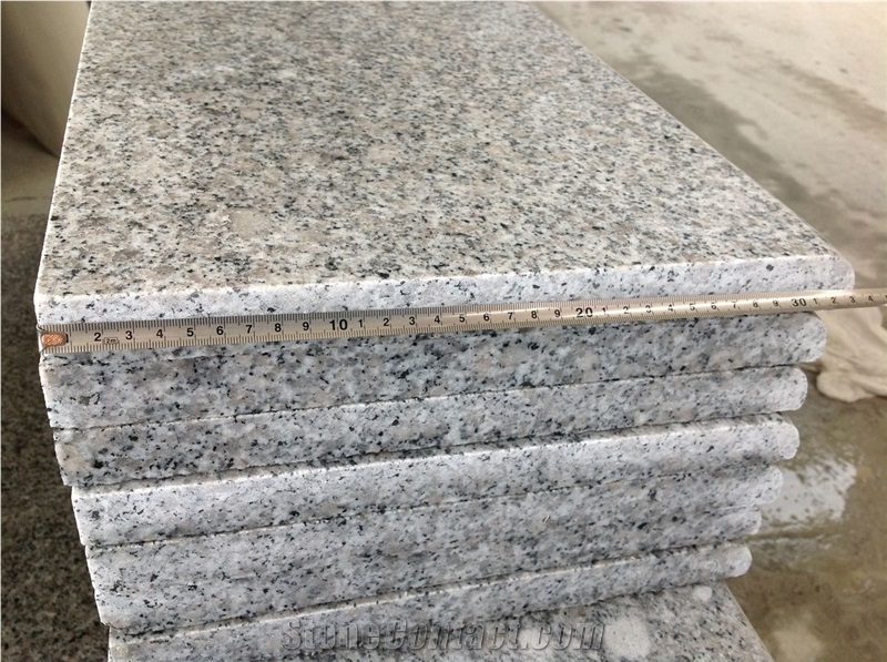 Chinese Lunar Pearl G640 Light Grey Granite Small Slab 2cm and 3cm Thickness with Polished and Flamed Surface