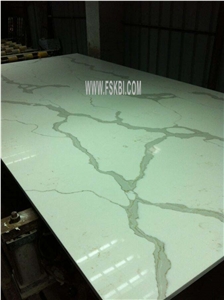 Ceasarstone Quality Clacatta Veined Quartz Stone Tiles & Slabs for Commerical Projects