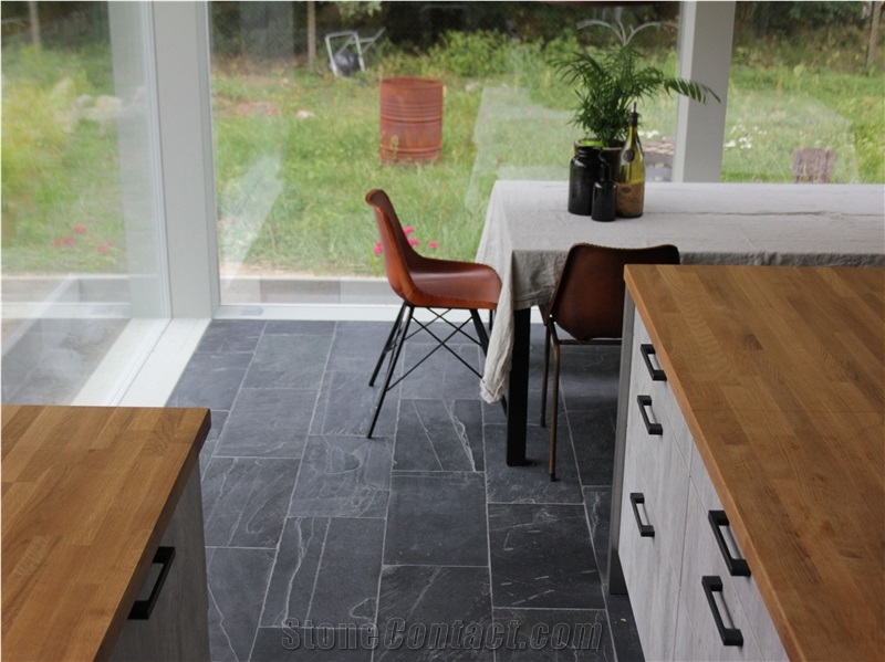 Black Rustic Porto Slate Natural Split Tiles from Germany