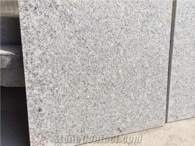 Flamed G602 Grey Sesame Granite Tiles, Machine Cutting China Grey Granite for Garden Floor Covering