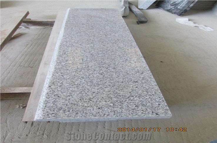G640 Grey Granite Indoor Stair Steps, Black White Flower Grey Granite Steps