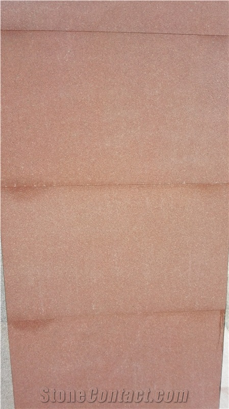 China Xinmiao Red Granite Slabs & Tiles