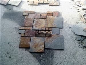 Rusty Slate Mosaic Pattern