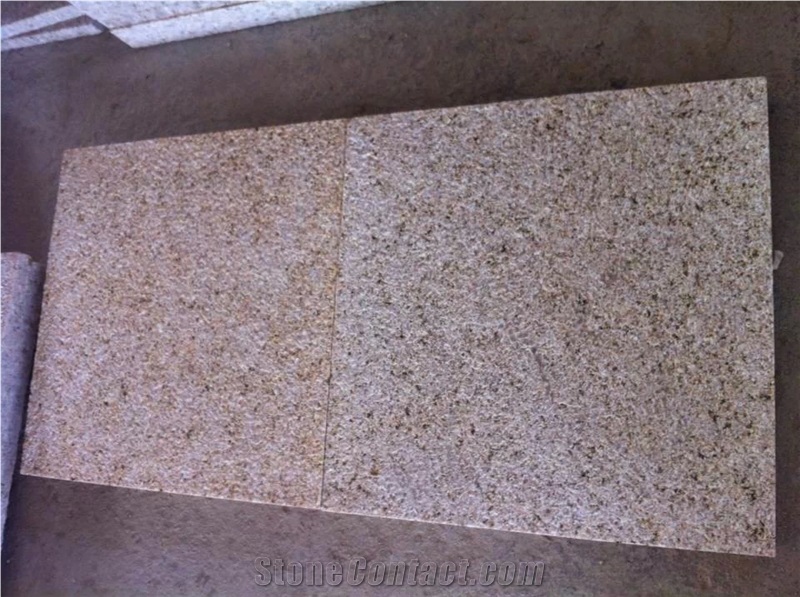 Fargo Granite Bush-Hammered Tiles Chinese Yellow Granite Rough Tiles G682 Outside Flooring Tiles/Wall Tiles