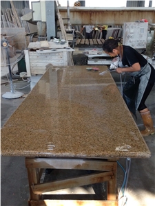 Fargo Granite Polished Countertops Chinese Yellow Granite G682 Kitchen Tops/Kitchen Bar Tops/Kitchen Worktops/Bench Tops/Desk Tops