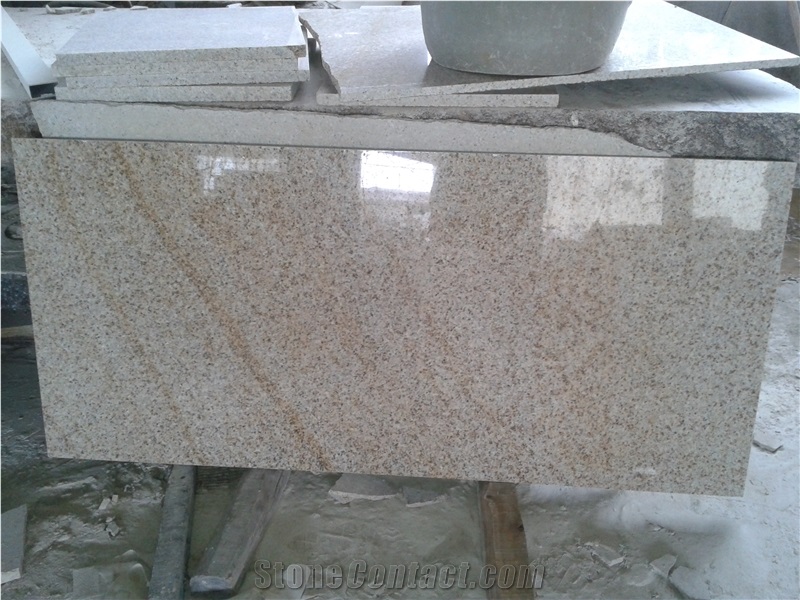 Fargo Granite Slabs, Polished Small Slabs, G682 Yellow Granite Half Slabs, Gang-Sawn Slabs for Walling/Flooring