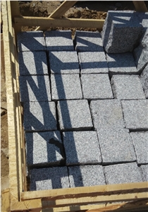 China Grey Granite Cubes and Top Flamed