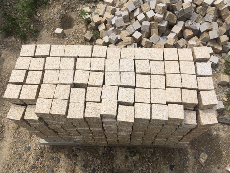 G350 Granite Yellow Cubes/Cobbles Natural Quality Pavers